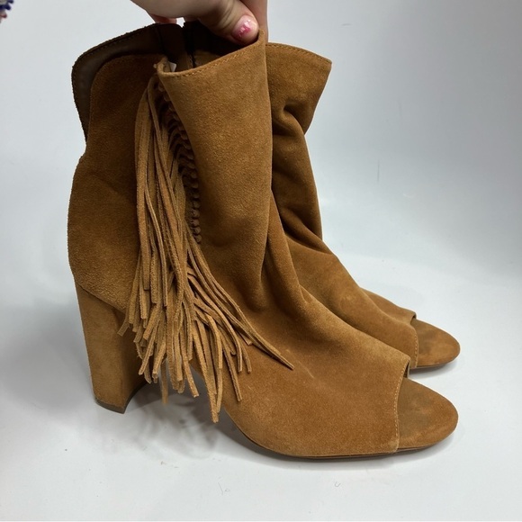 Gianni Bini Renny fringe peep toe booties size 10 - Picture 2 of 8